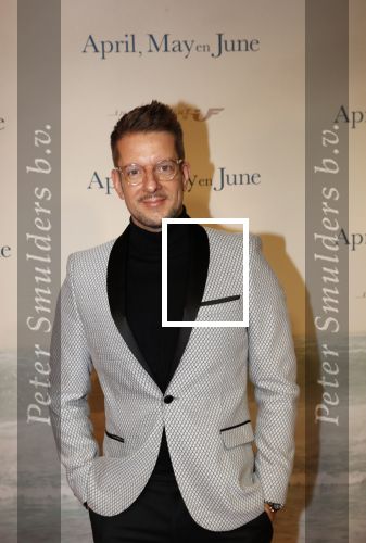 Amsterdam 16 december 2019
Premiere April may June in het deLamar theater met oa in de hoofdrollen Linda de Mol Elise Schaap en Tjitske Reidinga. Alex Klaassen