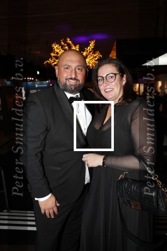 Amsterdam 12 december 2019
Luxury fair LXRY in de rai. Ali Dursan met zijn vrouw