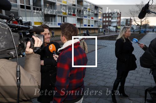 Amsterdam 12 december 2019
Bridget Maasland heeft rechtszaak aangespannen tegen weekblad Prive/ de telegraaf ivm een artikel daarin. Peter R de Vries en zijn zoon Royce zijn aanwezig aangezien Royce de advocaat van Bridget is.