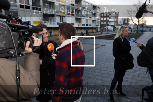 Amsterdam 12 december 2019
Bridget Maasland heeft rechtszaak aangespannen tegen weekblad Prive/ de telegraaf ivm een artikel daarin. Peter R de Vries en zijn zoon Royce zijn aanwezig aangezien Royce de advocaat van Bridget is.