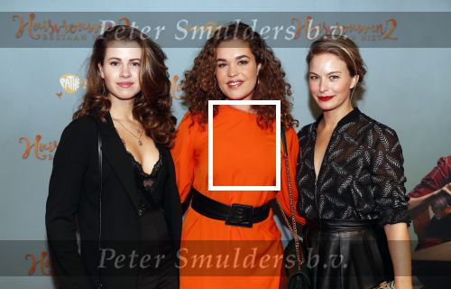 Amsterdam 9 december 2019
Premiere huisvrouwen bestaan niet deel II in tuschinski.
Annefleur v d Berg Cecilia Adoree en Melissa Drost