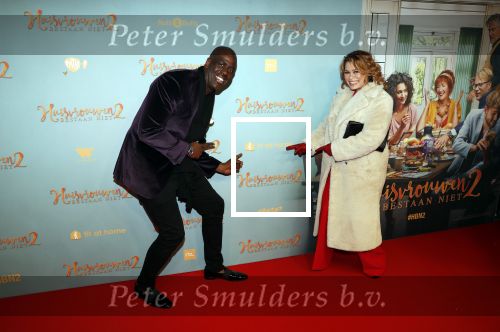 Amsterdam 9 december 2019
Premiere huisvrouwen bestaan niet deel II in tuschinski. Antje Monteiro met compagnon Vincent