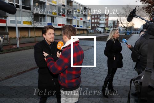 Amsterdam 12 december 2019
Bridget Maasland heeft rechtszaak aangespannen tegen weekblad Prive/ de telegraaf ivm een artikel daarin. Peter R de Vries en zijn zoon Royce zijn aanwezig aangezien Royce de advocaat van Bridget is.
Aran Bade intervieuwt Andre Hazes Jr.