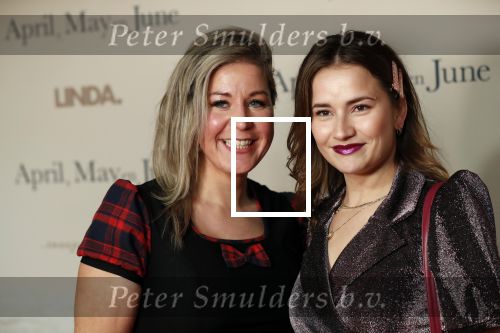 Amsterdam 16 december 2019
Premiere April may June in het deLamar theater met oa in de hoofdrollen Linda de Mol Elise Schaap en Tjitske Reidinga. Barbara Sloesen kwam met een vriendin