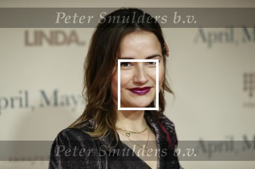 Amsterdam 16 december 2019
Premiere April may June in het deLamar theater met oa in de hoofdrollen Linda de Mol Elise Schaap en Tjitske Reidinga. Barbara Sloesen kwam met een vriendin