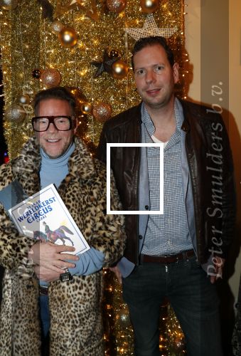 Amsterdam 19 december 2019
Premiere kerstcircus in Carre. Bastiaan v Schaik met een kennis