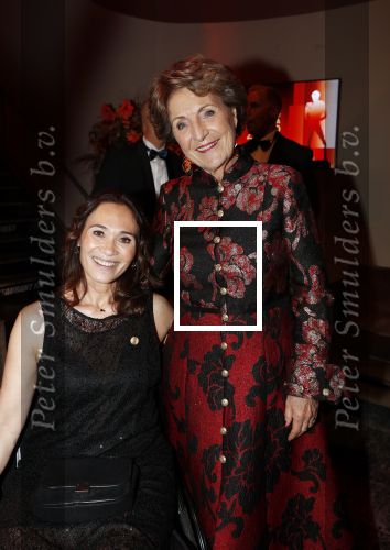 Amsterdam 18 december 2019
Sportman/ sportvrouw van het jaar gala in AFAS live ( Sportgala)
Bibian Mentel kwam met haar man en had een meet en Greet met prinses Margriet