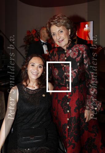 Amsterdam 18 december 2019
Sportman/ sportvrouw van het jaar gala in AFAS live ( Sportgala)
Bibian Mentel kwam met haar man en had een meet en Greet met prinses Margriet