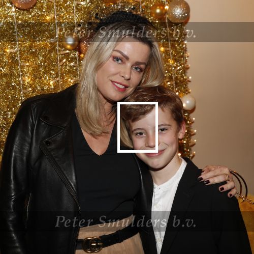 Amsterdam 19 december 2019
Premiere kerstcircus in Carre. Bridget Maasland met zoon Mees