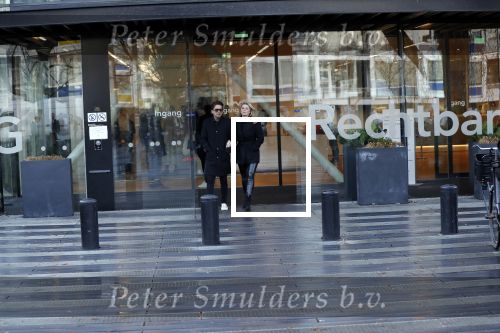 Amsterdam 12 december 2019
Bridget Maasland heeft rechtszaak aangespannen tegen weekblad Prive/ de telegraaf ivm een artikel daarin. Peter R de Vries en zijn zoon Royce zijn aanwezig aangezien Royce de advocaat van Bridget is.
ridget Maasland en Andre Hazes Jr.