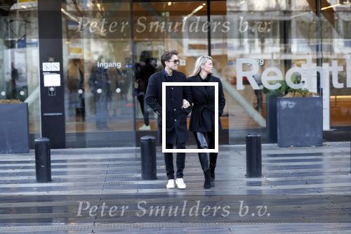 Amsterdam 12 december 2019
Bridget Maasland heeft rechtszaak aangespannen tegen weekblad Prive/ de telegraaf ivm een artikel daarin. Peter R de Vries en zijn zoon Royce zijn aanwezig aangezien Royce de advocaat van Bridget is.
ridget Maasland en Andre Hazes Jr.