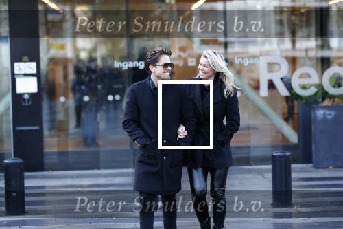 Amsterdam 12 december 2019
Bridget Maasland heeft rechtszaak aangespannen tegen weekblad Prive/ de telegraaf ivm een artikel daarin. Peter R de Vries en zijn zoon Royce zijn aanwezig aangezien Royce de advocaat van Bridget is.
ridget Maasland en Andre Hazes Jr.