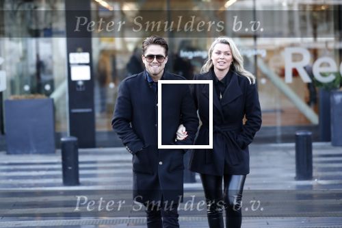 Amsterdam 12 december 2019
Bridget Maasland heeft rechtszaak aangespannen tegen weekblad Prive/ de telegraaf ivm een artikel daarin. Peter R de Vries en zijn zoon Royce zijn aanwezig aangezien Royce de advocaat van Bridget is.
ridget Maasland en Andre Hazes Jr.