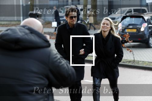 Amsterdam 12 december 2019
Bridget Maasland heeft rechtszaak aangespannen tegen weekblad Prive/ de telegraaf ivm een artikel daarin. Peter R de Vries en zijn zoon Royce zijn aanwezig aangezien Royce de advocaat van Bridget is.
ridget Maasland en Andre Hazes Jr.