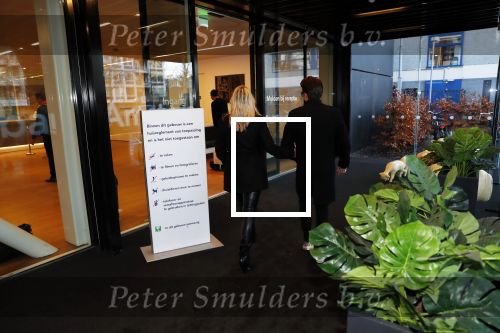 Amsterdam 12 december 2019
Bridget Maasland heeft rechtszaak aangespannen tegen weekblad Prive/ de telegraaf ivm een artikel daarin. Peter R de Vries en zijn zoon Royce zijn aanwezig aangezien Royce de advocaat van Bridget is.
ridget Maasland en Andre Hazes Jr.