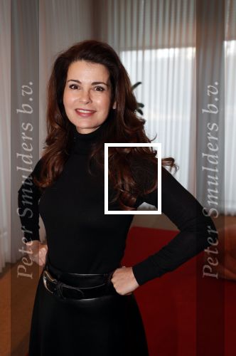 Amsterdam 12 december 2019
Presentatie nieuwe cast GTST Tamara Brinkman, Johnny Kraaijkamp jr. met hond Dolly, Noa Zwan, Cas Jansen, Sophie Bouquet en Tommy van Lent Bertrie Wierenga en Ferri Somogyi. Carolien de Bruijn