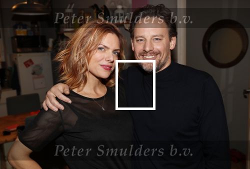 Amsterdam 12 december 2019
Presentatie nieuwe cast GTST Tamara Brinkman, Johnny Kraaijkamp jr. met hond Dolly, Noa Zwan, Cas Jansen, Sophie Bouquet en Tommy van Lent Bertrie Wierenga en Ferri Somogyi