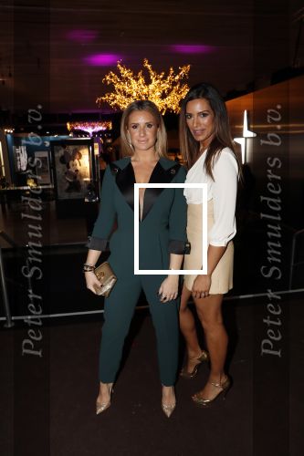 Amsterdam 12 december 2019
Luxury fair LXRY in de rai. Chantal Bles met een vriendin