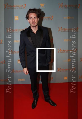 Amsterdam 9 december 2019
Premiere huisvrouwen bestaan niet deel II in tuschinski. Dorian Bindels