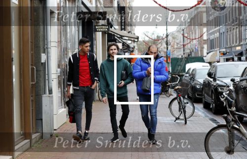 Amsterdam 9 december 2019
Ajax speler Edson Alvarez en zijn manager Nathan v Kooperen en een vriend op de pc hooftstraat.