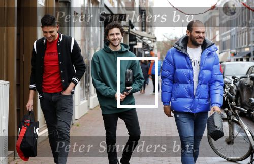 Amsterdam 9 december 2019
Ajax speler Edson Alvarez en zijn manager Nathan v Kooperen en een vriend op de pc hooftstraat.