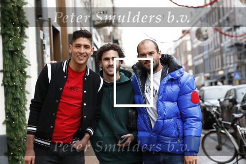 Amsterdam 9 december 2019
Ajax speler Edson Alvarez en zijn manager Nathan v Kooperen en een vriend op de pc hooftstraat.