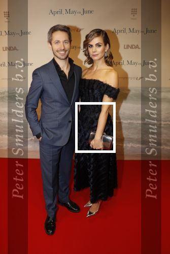 Amsterdam 16 december 2019
Premiere April may June in het deLamar theater met oa in de hoofdrollen Linda de Mol Elise Schaap en Tjitske Reidinga. Elise met haar partner