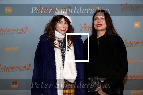 Amsterdam 9 december 2019
Premiere huisvrouwen bestaan niet deel II in tuschinski. Ellen ten Damme kwam met een vriendin