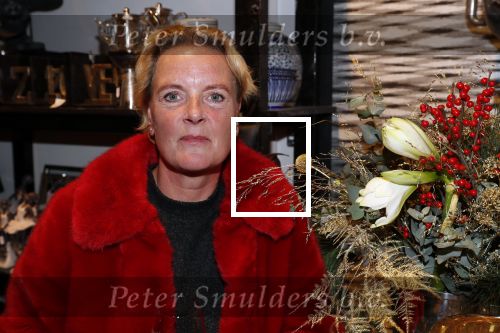 Noordwijk 13 decemnber 2019
Martien Meiland, moeder Erica, dochter Maxime, kleindochter Claire en dochter Montana tijdens de presentatie van de nieuwe wijncollectie van de familie Meiland. De bekende tv-familie brengt drie wijnen uit, onder de naam La Famille Meiland