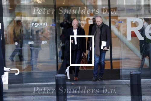 Amsterdam 12 december 2019
Bridget Maasland heeft rechtszaak aangespannen tegen weekblad Prive/ de telegraaf ivm een artikel daarin. Peter R de Vries en zijn zoon Royce zijn aanwezig aangezien Royce de advocaat van Bridget is.
Evert Santegoeds
