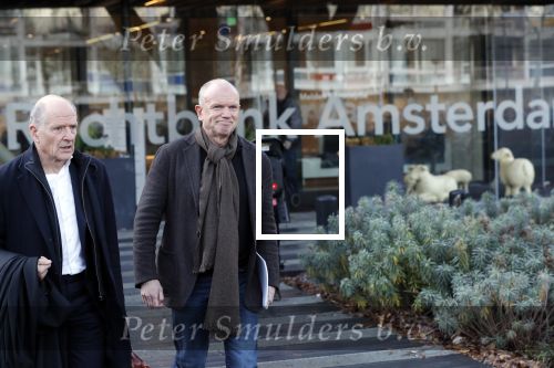 Amsterdam 12 december 2019
Bridget Maasland heeft rechtszaak aangespannen tegen weekblad Prive/ de telegraaf ivm een artikel daarin. Peter R de Vries en zijn zoon Royce zijn aanwezig aangezien Royce de advocaat van Bridget is.
Evert Santegoeds