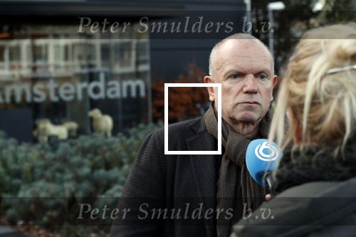 Amsterdam 12 december 2019
Bridget Maasland heeft rechtszaak aangespannen tegen weekblad Prive/ de telegraaf ivm een artikel daarin. Peter R de Vries en zijn zoon Royce zijn aanwezig aangezien Royce de advocaat van Bridget is.
Evert Santegoeds