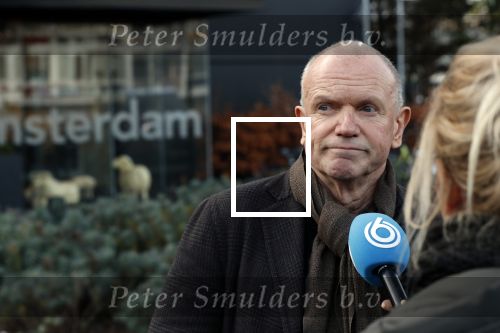 Amsterdam 12 december 2019
Bridget Maasland heeft rechtszaak aangespannen tegen weekblad Prive/ de telegraaf ivm een artikel daarin. Peter R de Vries en zijn zoon Royce zijn aanwezig aangezien Royce de advocaat van Bridget is.
Evert Santegoeds