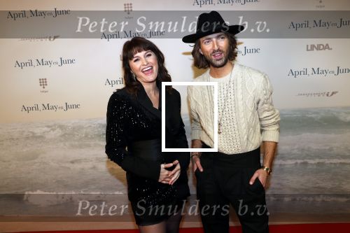 Amsterdam 16 december 2019
Premiere April may June in het deLamar theater met oa in de hoofdrollen Linda de Mol Elise Schaap en Tjitske Reidinga. Fockeline Ouwerkerk zwanger met Tommie Driessen