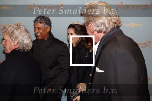 Amsterdam 9 december 2019
Premiere huisvrouwen bestaan niet deel II in tuschinski.
Frank Rijkaard met zijn vrouw Stephanie