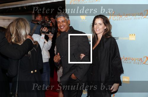 Amsterdam 9 december 2019
Premiere huisvrouwen bestaan niet deel II in tuschinski.
Frank Rijkaard met zijn vrouw Stephanie
