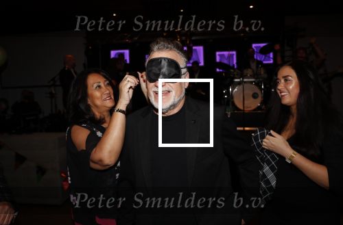 Zoetermeer 8 december 2019
Surpriseparty voor Hans Bouwens ( George Baker) vanwege zijn 75e verjaardag en 50 jaar artiest. George Baker kwam met zijn vrouw Blanche kinderen aanhang en kleinkinderen
