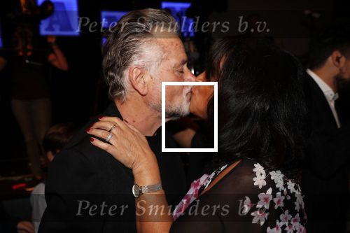 Zoetermeer 8 december 2019
Surpriseparty voor Hans Bouwens ( George Baker) vanwege zijn 75e verjaardag en 50 jaar artiest. George Baker kwam met zijn vrouw Blanche kinderen aanhang en kleinkinderen