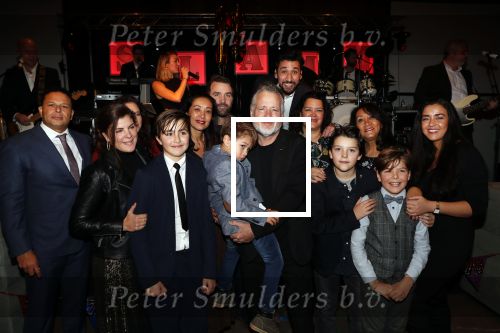 Zoetermeer 8 december 2019
Surpriseparty voor Hans Bouwens ( George Baker) vanwege zijn 75e verjaardag en 50 jaar artiest. George Baker kwam met zijn vrouw Blanche kinderen aanhang en kleinkinderen