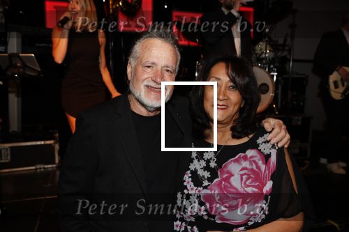 Zoetermeer 8 december 2019
Surpriseparty voor Hans Bouwens ( George Baker) vanwege zijn 75e verjaardag en 50 jaar artiest. George Baker kwam met zijn vrouw Blanche kinderen aanhang en kleinkinderen