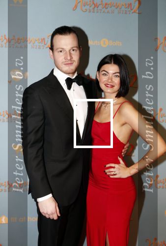 Amsterdam 9 december 2019
Premiere huisvrouwen bestaan niet deel II in tuschinski. Guido Spek met vriendin