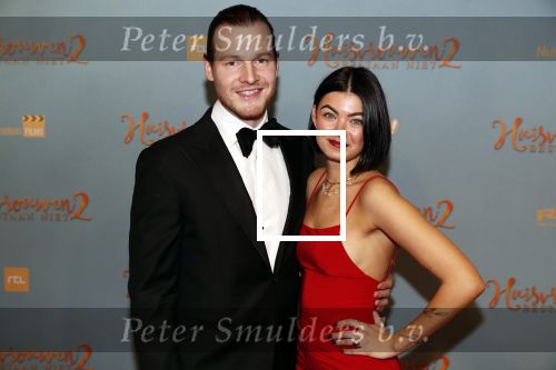 Amsterdam 9 december 2019
Premiere huisvrouwen bestaan niet deel II in tuschinski. Guido Spek met vriendin