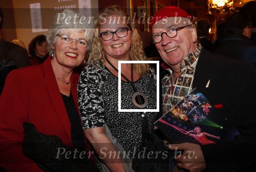 Amsterdam 19 december 2019
Premiere kerstcircus in Carre. 
Harry Slinger kwam met zijn vrouw en dochter