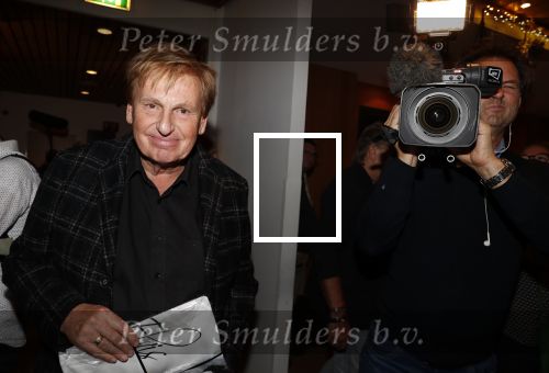 Zoetermeer 8 december 2019
Surpriseparty voor Hans Bouwens ( George Baker) vanwege zijn 75e verjaardag en 50 jaar artiest. 
Henny Huisman