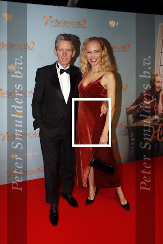 Amsterdam 9 december 2019
Premiere huisvrouwen bestaan niet deel II in tuschinski.