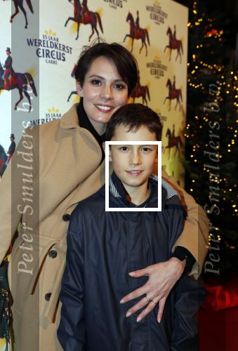 Amsterdam 19 december 2019
Premiere kerstcircus in Carre. Igone de Jongh kwam met haar zoon