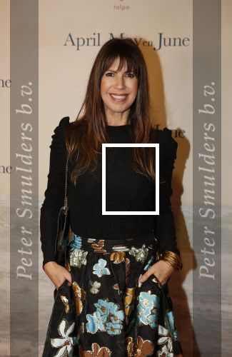 Amsterdam 16 december 2019
Premiere April may June in het deLamar theater met oa in de hoofdrollen Linda de Mol Elise Schaap en Tjitske Reidinga. Isa Hoes