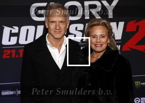 Arnhem 21 december 2019
Badr Hari versus Rico Verhoeven in het geldredome. Jaap Jongbloed met vriendin