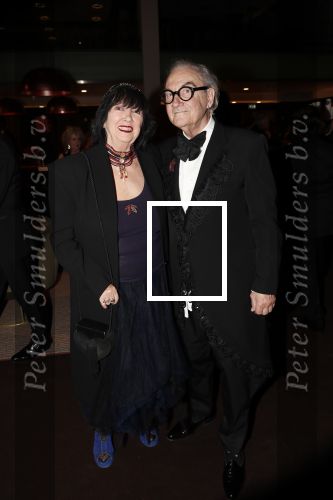 Amsterdam 12 december 2019
Luxury fair LXRY in de rai. Jan jansen met een vrouw