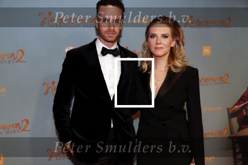 Amsterdam 9 december 2019
Premiere huisvrouwen bestaan niet deel II in tuschinski.
Jelka v Houten kwam met vriend Henri v Loon